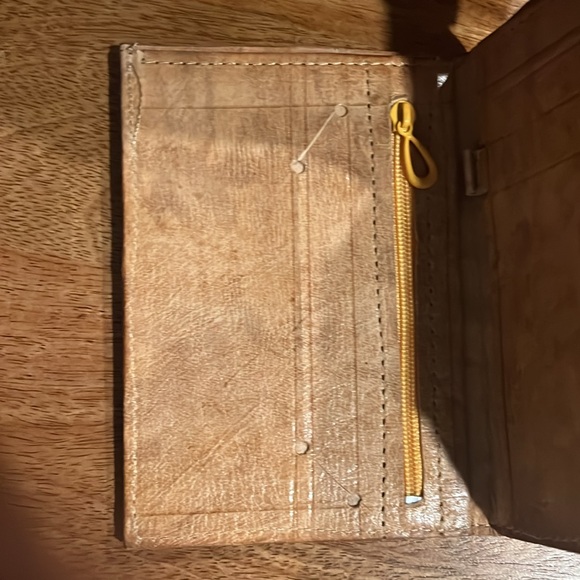 Vintage Python Wallet - Picture 6 of 7